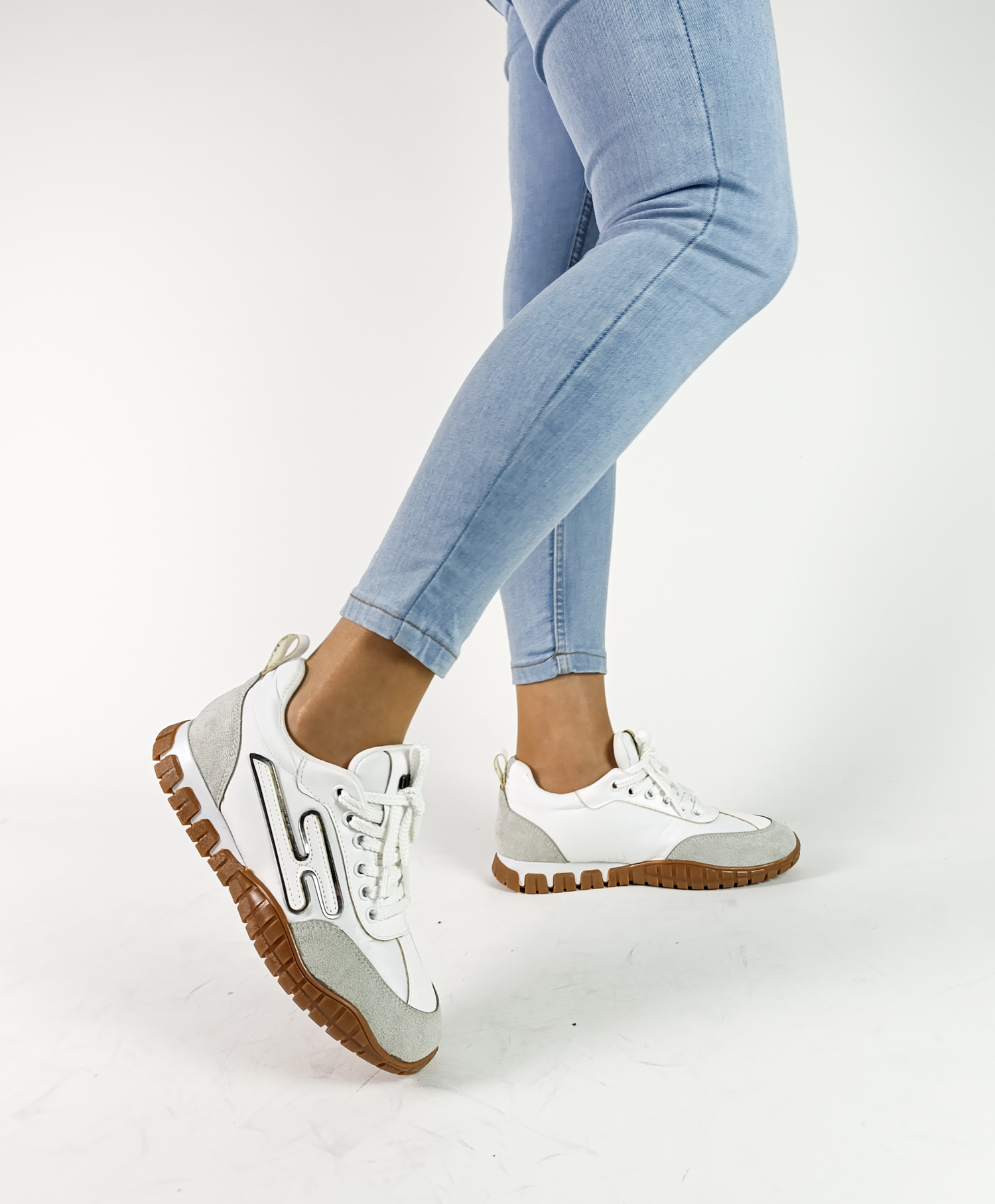 Beyaz-Bej Bağcıklı 36-37-38-39-40 Numara Kadın Sneaker