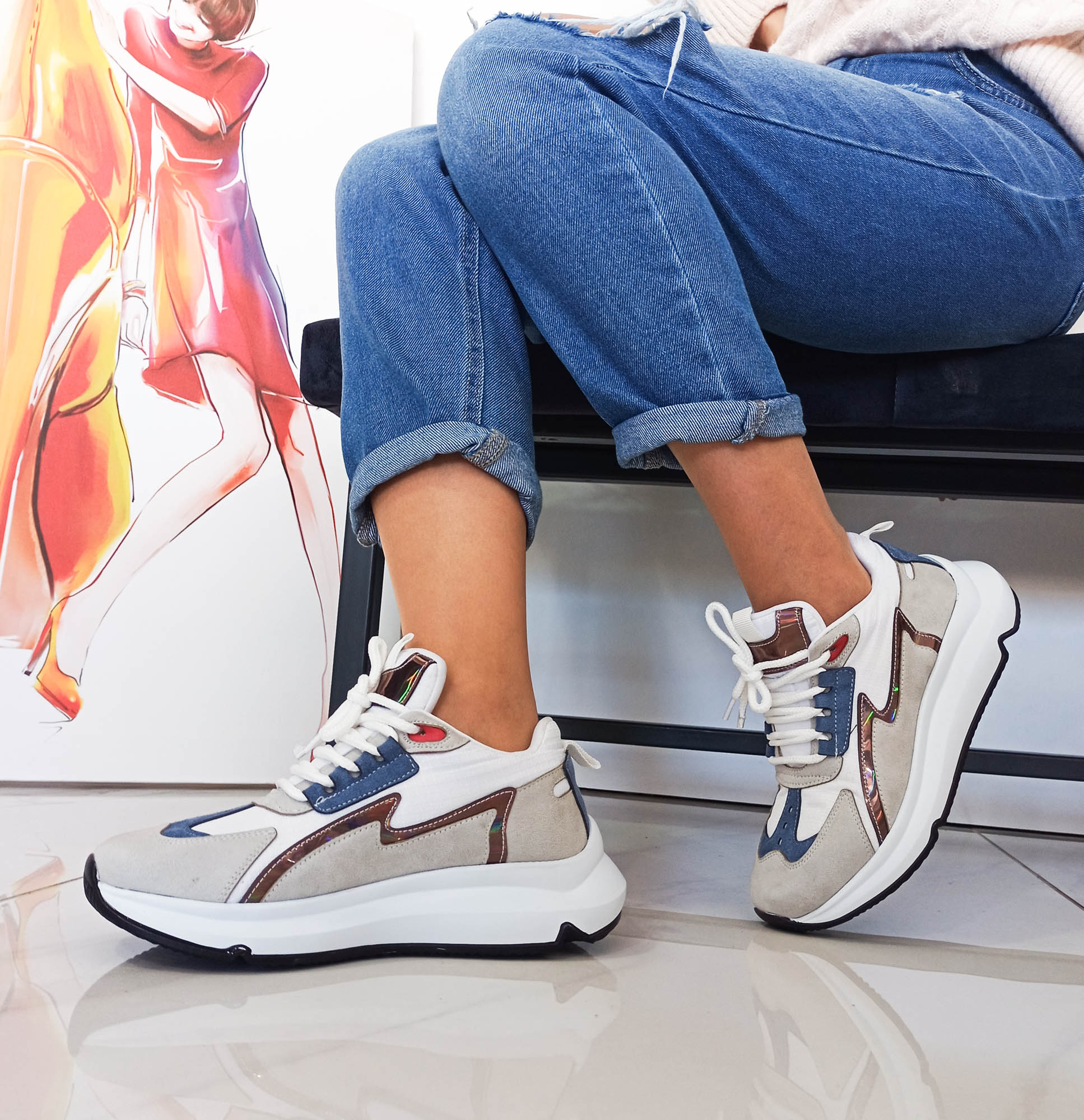 Beyaz Gri Renk  Düz Taban Bağcıklı Kadın  Spor Ayakkabı