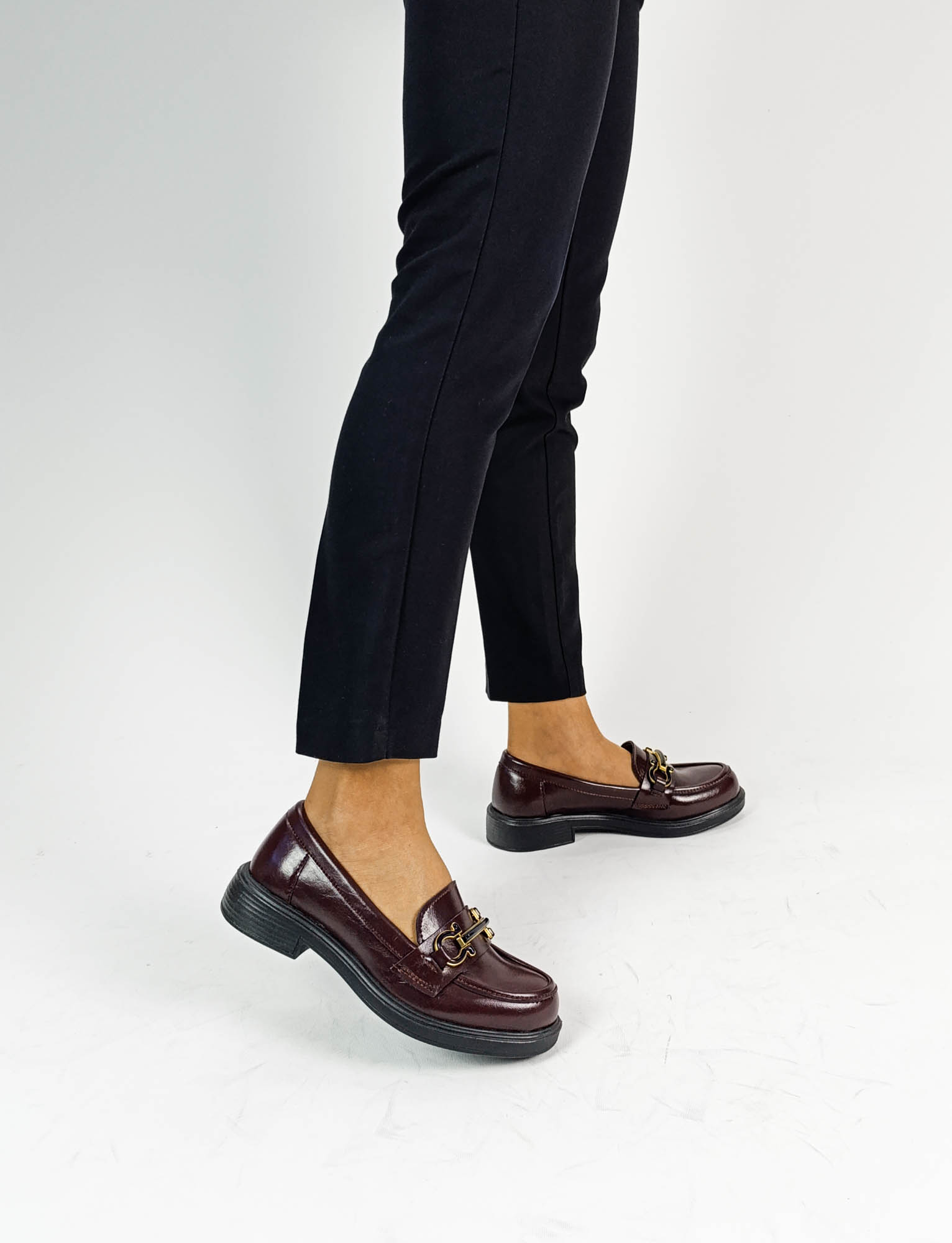 Bordo Rugan Tokalı Kadın Loafer Ayakkabı