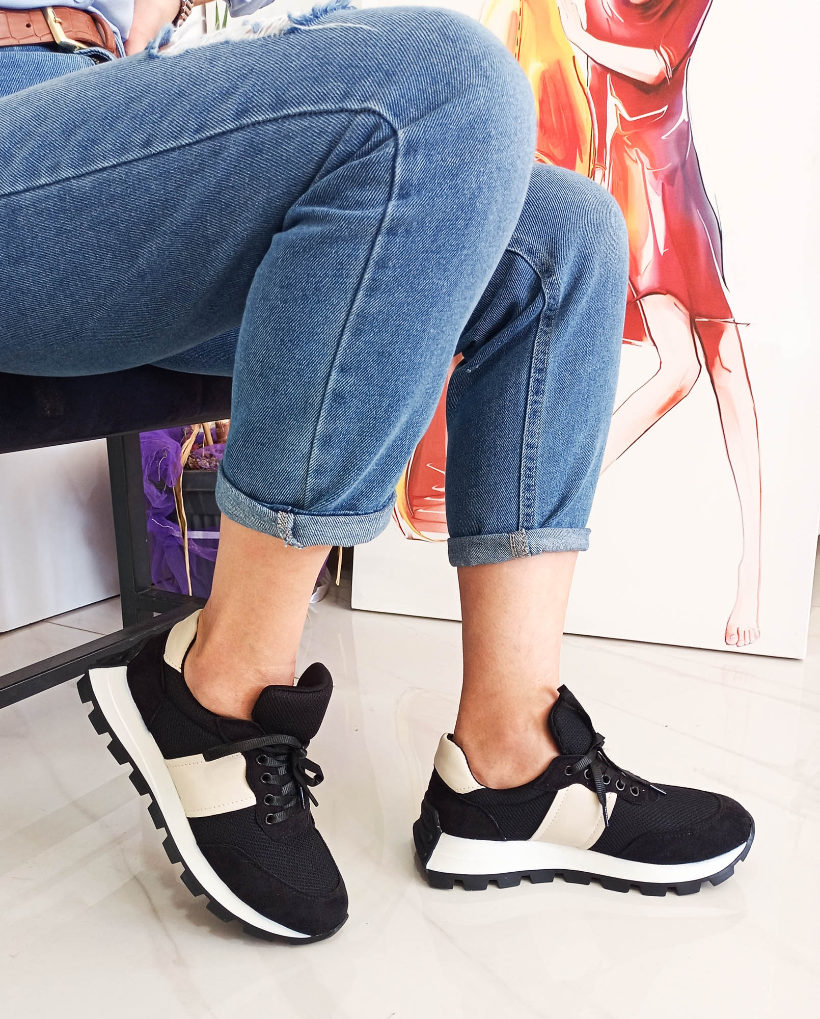 Siyah Renk Bağcıklı Düz Taban Kadın sneakers