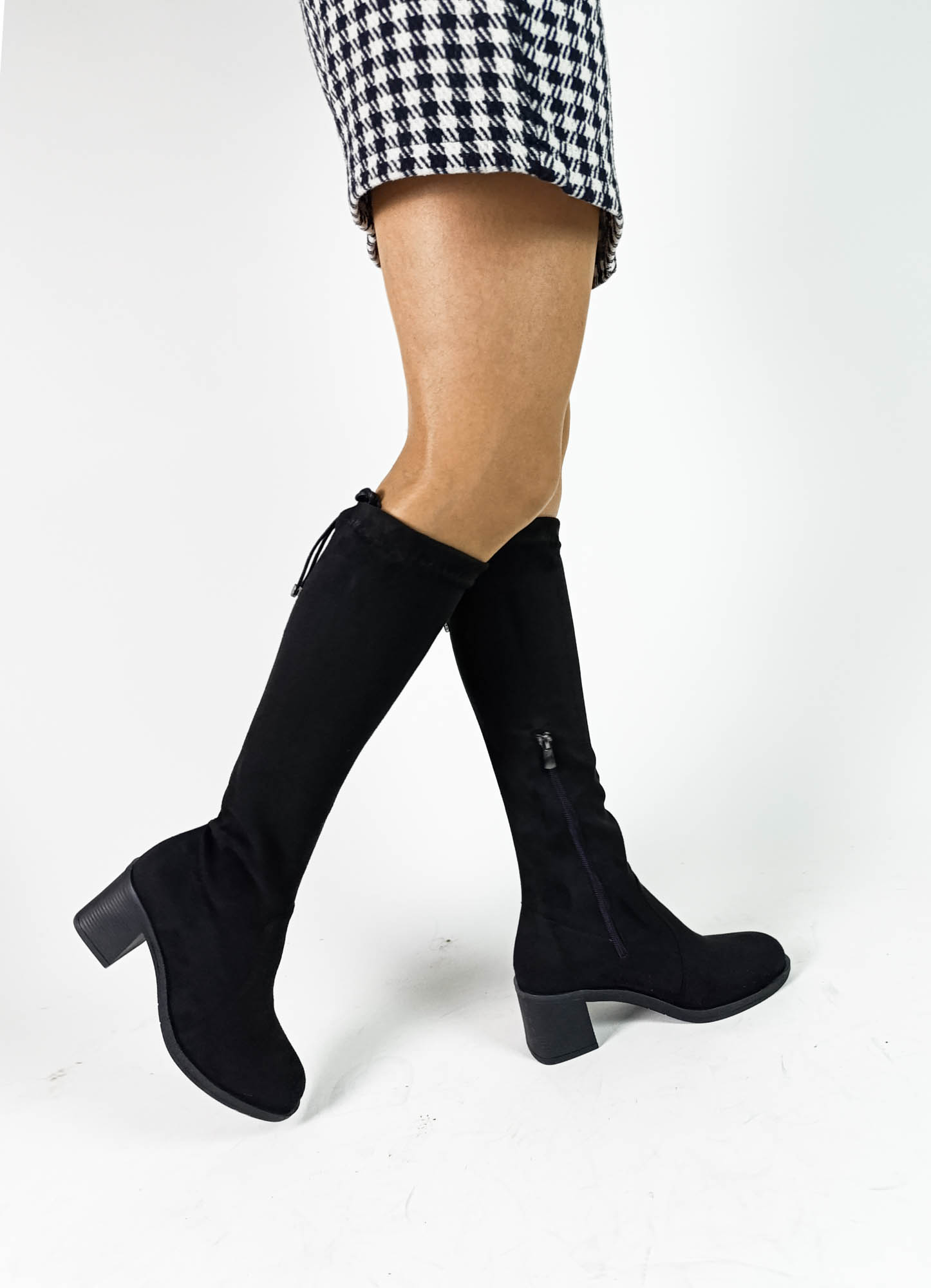 Siyah Süet Diz Altı Çorap Streç Kalın Topuk Kadın Çizme