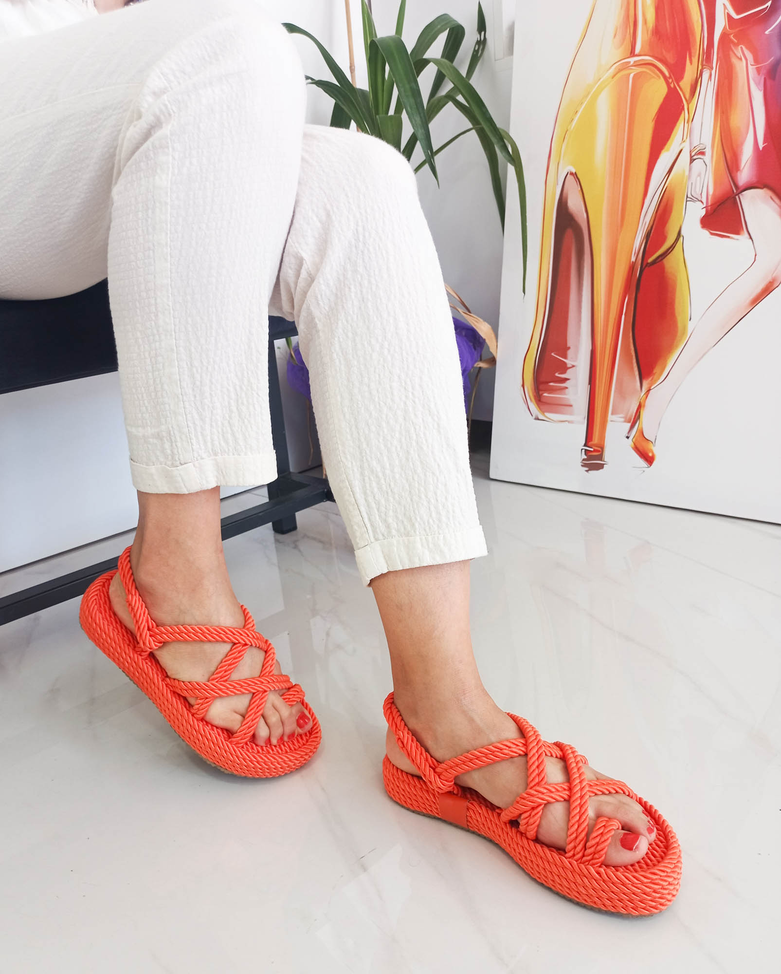 Turuncu Renk Kalın Taban Halatlı Kadın Sandalet